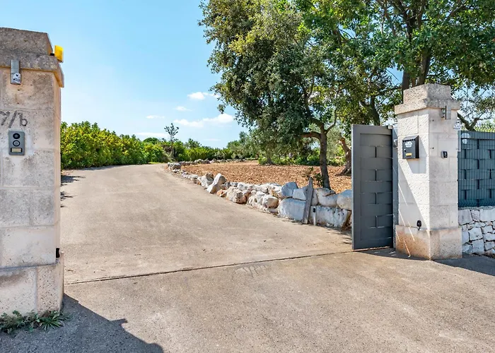 Trulli Relais Castellana Grotte