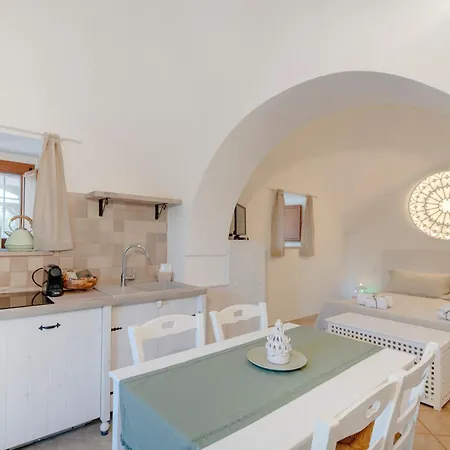 Holiday home Trulli Relais Castellana Grotte
