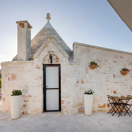 Trulli Relais Дом отдыха *